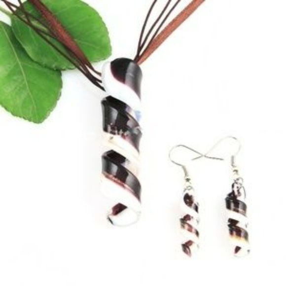 Twist Glitter Lampwork Glass Jewelry - Picture 3 of 4